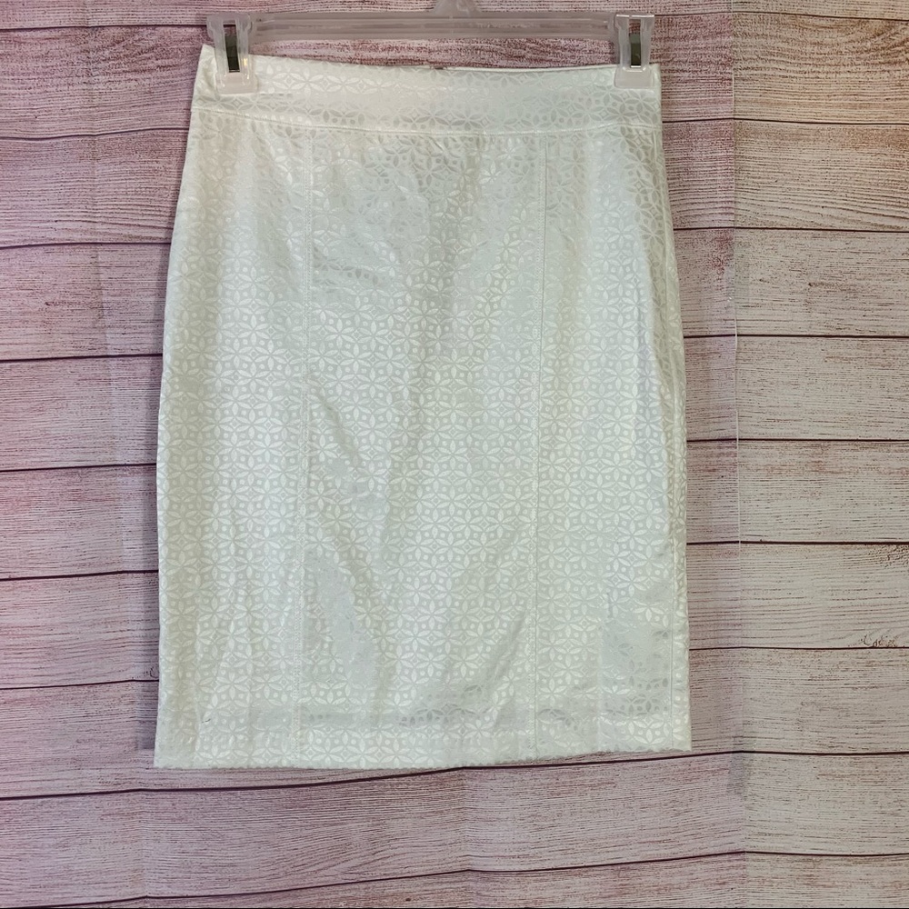 Monocracy Off White A Line Skirt‎ Medium